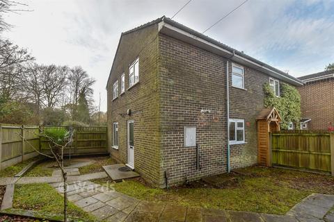 2 bedroom end of terrace house for sale, Guilford Avenue, Whitfield, Dover, Kent