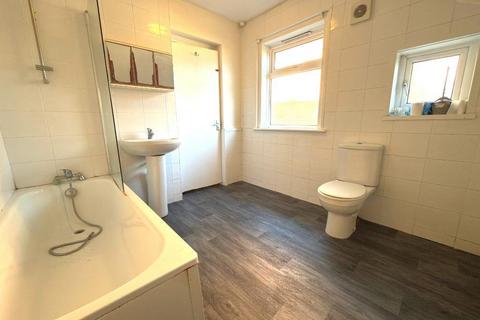 undefined, Dallow, Luton LU1