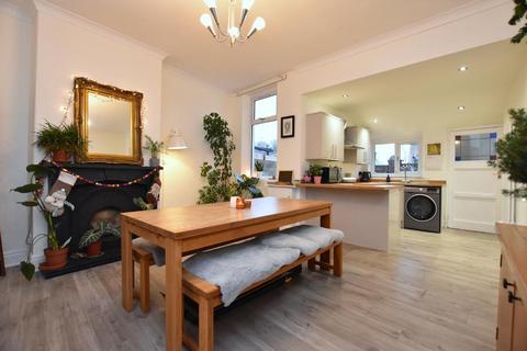 2 bedroom terraced house to rent, East View, Grindleton, BB7 4QW