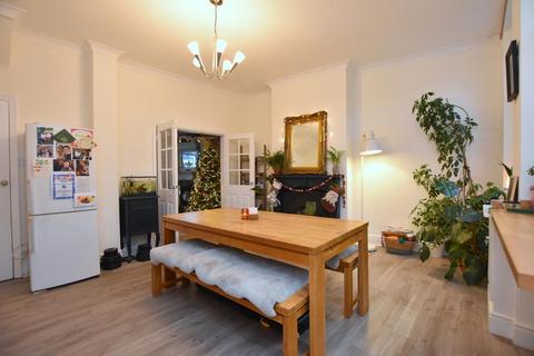 2 bedroom terraced house to rent, East View, Grindleton, BB7 4QW