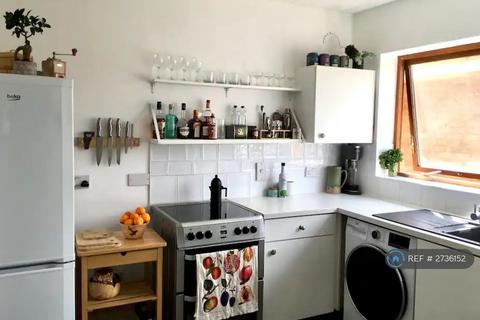 undefined, Carlton Court, Chesterton, Cambridge, CB4