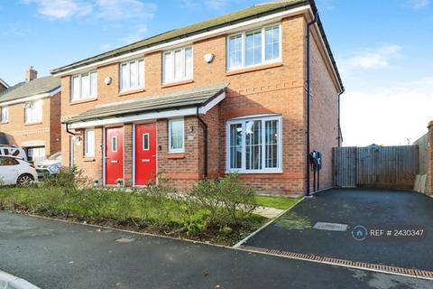 3 bedroom semi-detached house to rent, Wellings Grove, Arleston, Telford, TF1