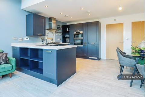 3 bedroom semi-detached house to rent, Wellings Grove, Arleston, Telford, TF1