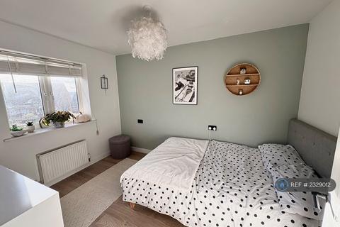 undefined, Brinton Close, East Cowes, PO32