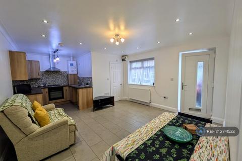 3 bedroom flat to rent, Oxford Street, Rugby, CV21