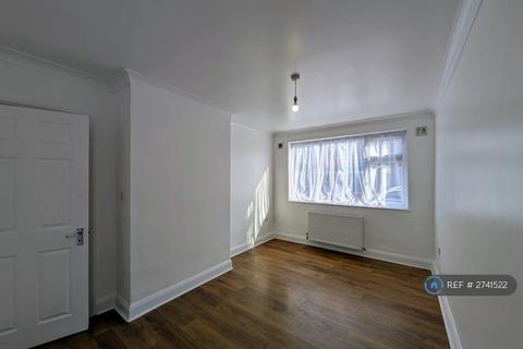 3 bedroom flat to rent, Oxford Street, Rugby, CV21