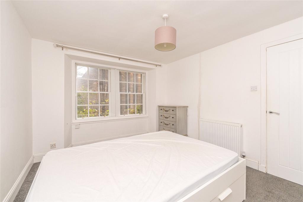 Bedroom 1 Alt