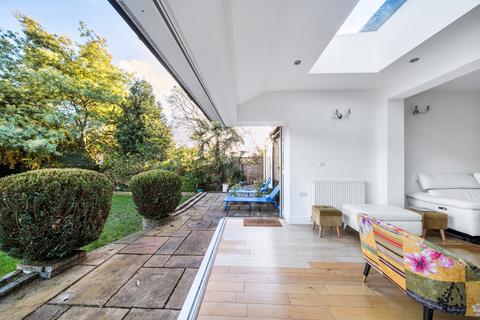 5 bedroom semi-detached house for sale, Central Avenue, Pinner