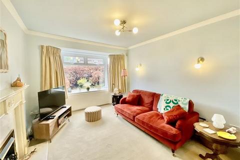 3 bedroom semi-detached house for sale, Stradbroke Drive, Sheffield, Sheffield, S13 8SA