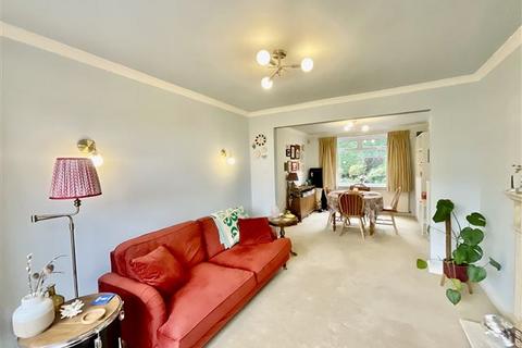 3 bedroom semi-detached house for sale, Stradbroke Drive, Sheffield, Sheffield, S13 8SA