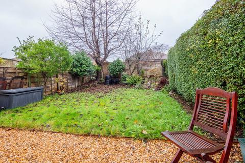 2 bedroom end of terrace house for sale, Stretford Road, Urmston, Manchester, M41