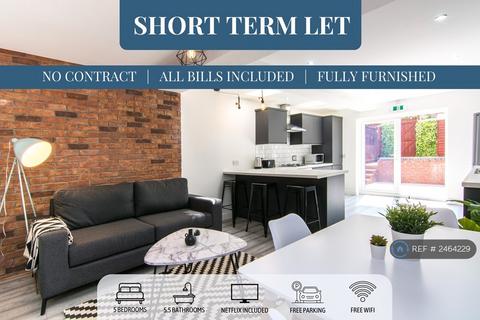 5 bedroom terraced house to rent, Hollis Road, Coventry, CV3