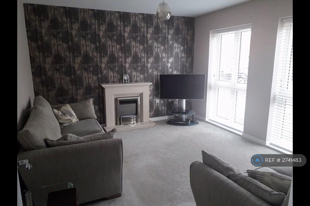 Spacious Bright Living Room