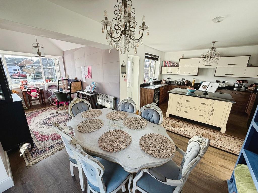 Kitchen/dining room