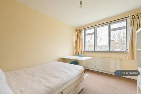 2 bedroom maisonette to rent, Lister House, London, E1