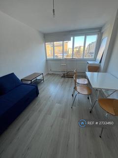 2 bedroom maisonette to rent, Lister House, London, E1