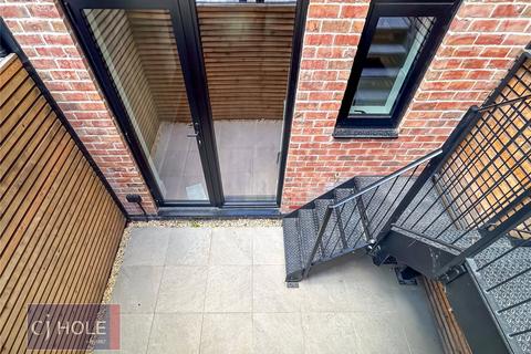 3 bedroom house to rent, New Hawkins Street, Bristol, BS2