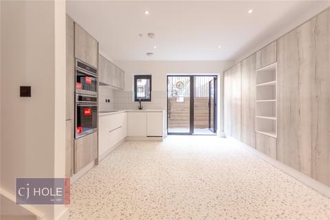 3 bedroom house to rent, New Hawkins Street, Bristol, BS2