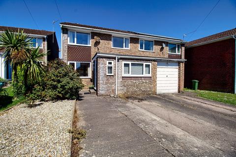 3 bedroom semi-detached house to rent, Cefn Penuel, Pentyrch, Cardiff