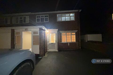 3 bedroom semi-detached house to rent, Smorrall Lane, Bedworth, CV12