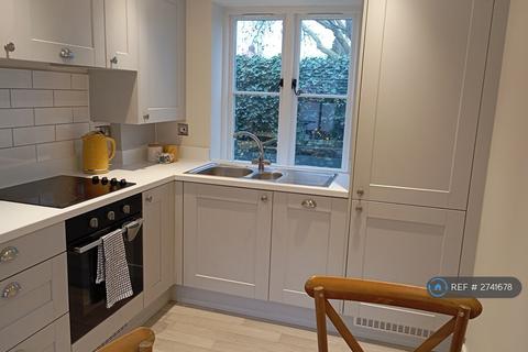 2 bedroom terraced house to rent, Forde Mews, Fordingbridge, SP6