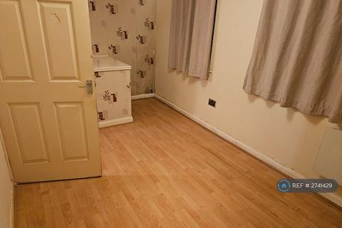 undefined, Whitebeam Lane, Leeds, LS10
