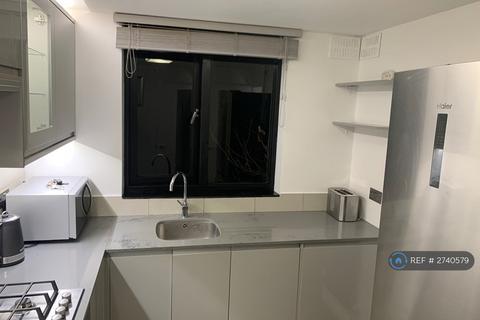 1 bedroom flat to rent, West Hampstead, London, NW6