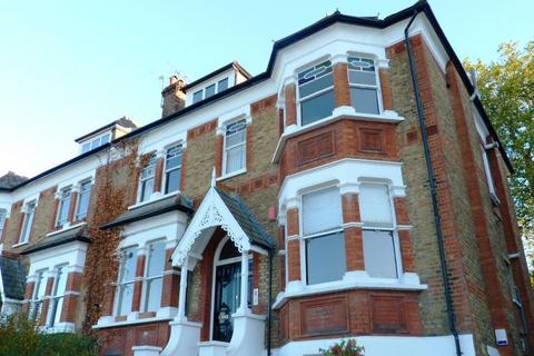 1 bedroom ground floor flat to rent, N8