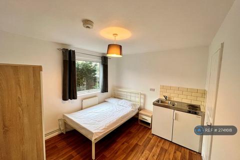 1 bedroom in a house share to rent, Brudenell, Orton Goldhay, Peterborough, PE2