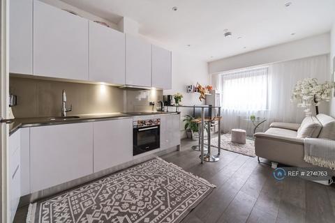 1 bedroom flat to rent, Brickfield Court, Slough, SL1