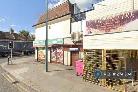 3 bedroom flat to rent, Ilford Lane, Ilford, IG1