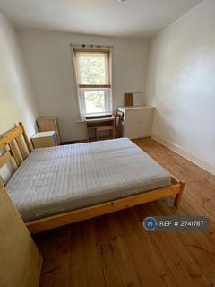 4 bedroom detached house to rent, Green Road, Bournemouth, BH9