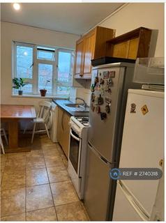 3 bedroom flat to rent, Gordon Grove, London, SE5