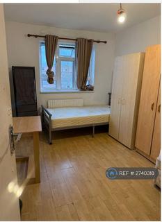 3 bedroom flat to rent, Gordon Grove, London, SE5