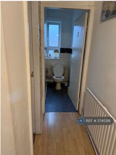 3 bedroom flat to rent, Gordon Grove, London, SE5