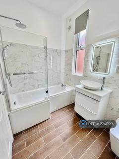 2 bedroom flat to rent, Park Road, Nottingham, NG7