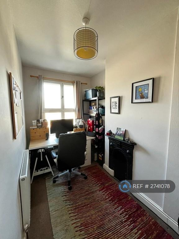 Small Bedroom 3