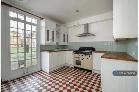 2 bedroom flat to rent, Vanbrugh Fields, London, SE3