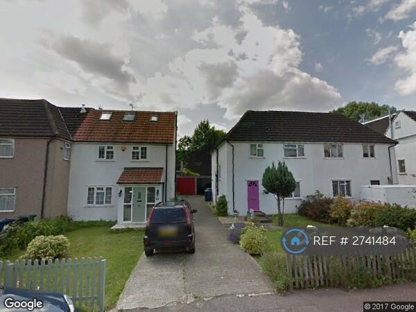 Beautiful 4/5 Bedroom House