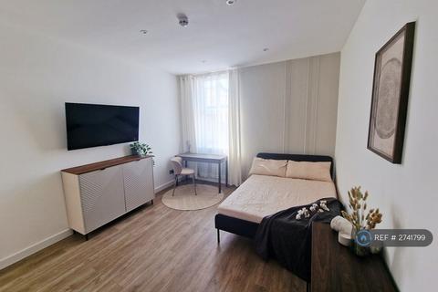 1 bedroom in a house share to rent, Laburnum Grove, Portsmouth, PO2