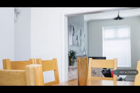 3 bedroom terraced house to rent, Hibbert Road, Barrow-In-Furness, LA14