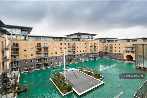 1 bedroom flat to rent, Building, London, SE18