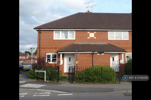 2 bedroom end of terrace house to rent, Denmark Street, Wokingham, RG40