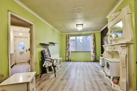 3 bedroom end of terrace house for sale, Melsomby Road, Greater Manchester M23