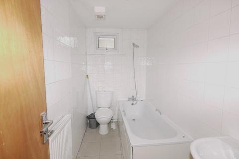 undefined, St. Georges Road, London, E10