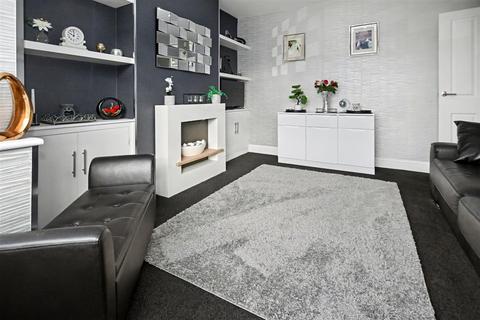 3 bedroom semi-detached bungalow for sale, Leigh Road, Canvey Island SS8