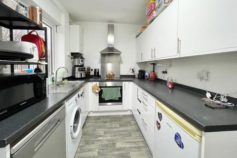 3 bedroom terraced house for sale, Goodden Crescent, FARNBOROUGH GU14