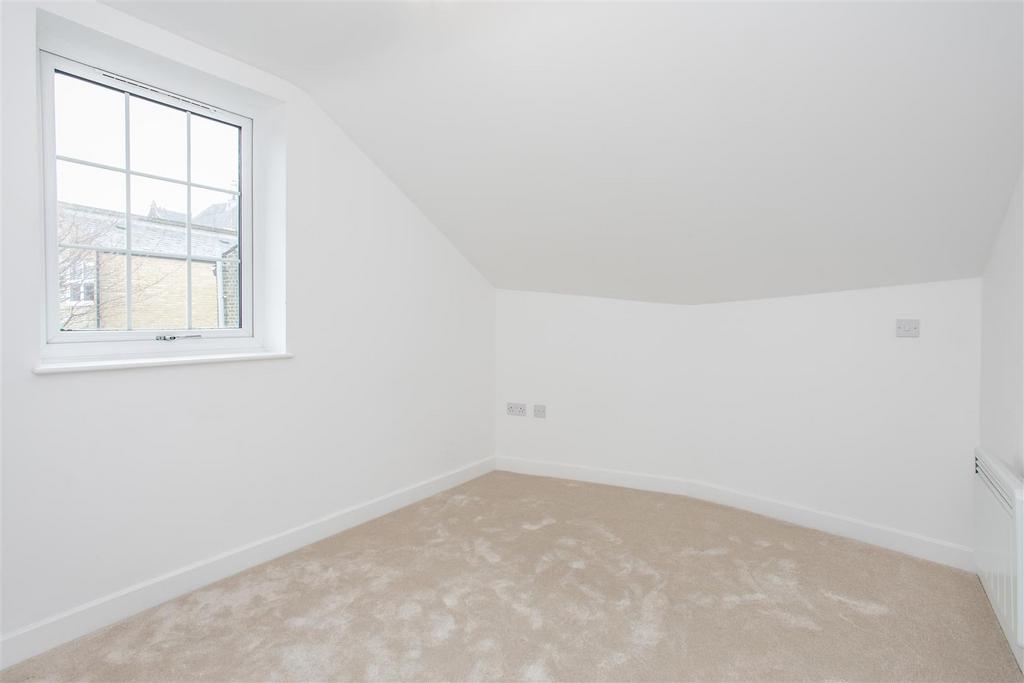Back bedroom
