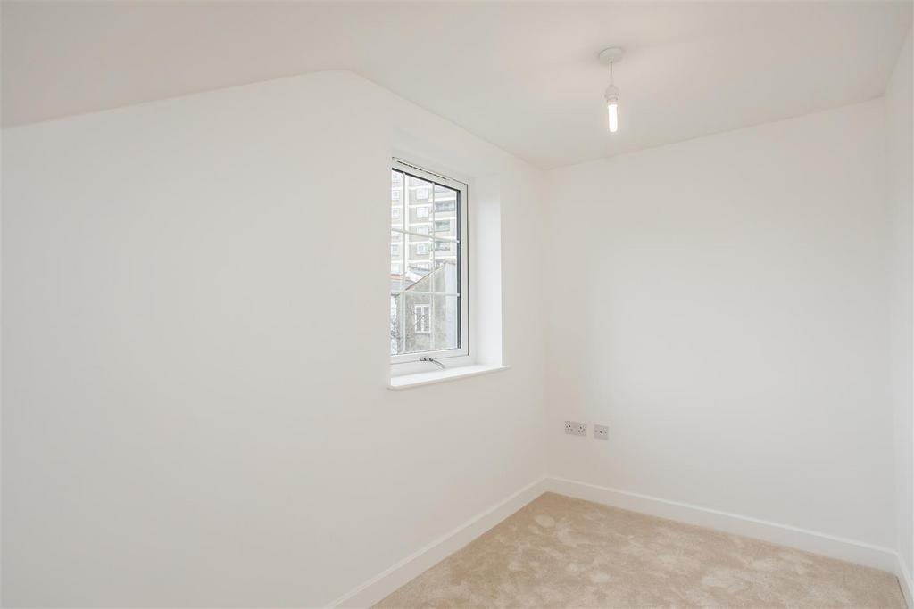 Front bedroom