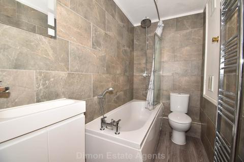 2 bedroom terraced house for sale, Osprey Gardens, Lee On The Solent